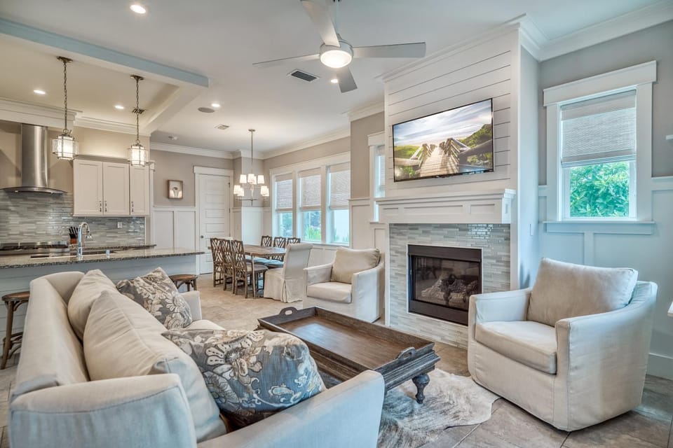 TV and multimedia, Living room, fireplace
