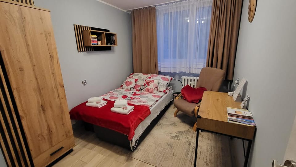 Apartament u Zegarmistrza z garażem Apartment in Greater Poland Voivodeship
