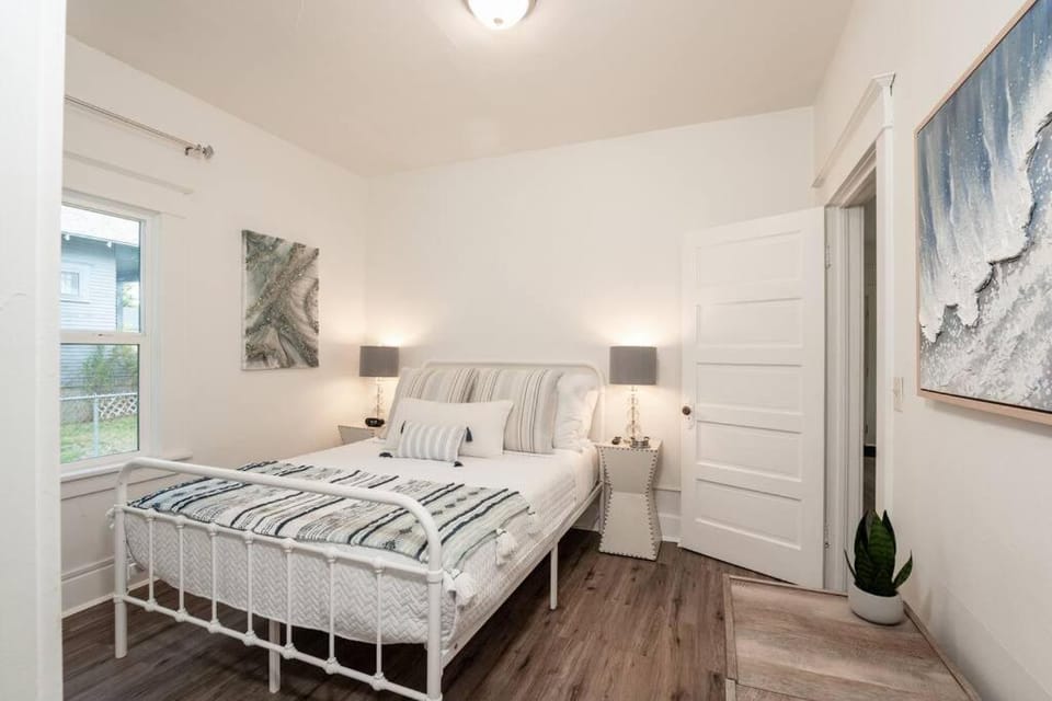 Renovated 3bd 1bth Home in North Spokane Near DT House in Spokane