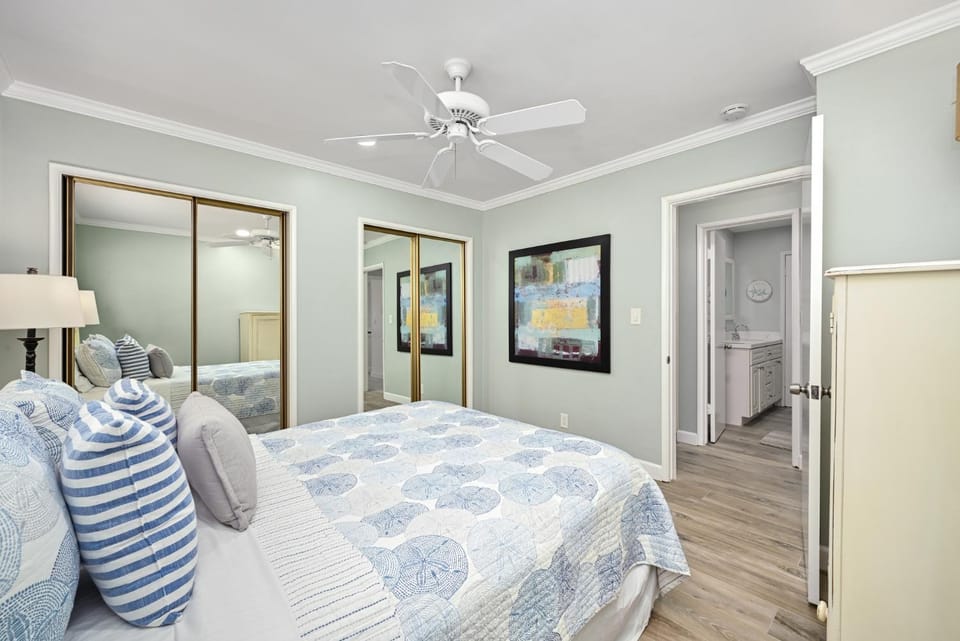 Oceanfront Triplex on Boardwalk with Ocean Views and Patio House in Balboa Peninsula