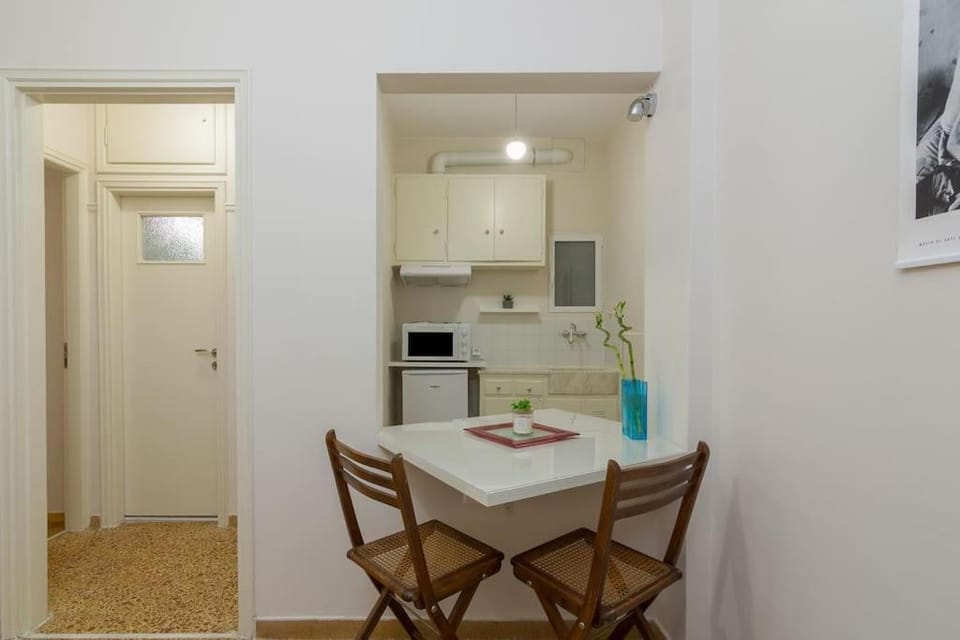 Bright & Spacious 1BR Apt Athens, Goudi Apartment in Athens
