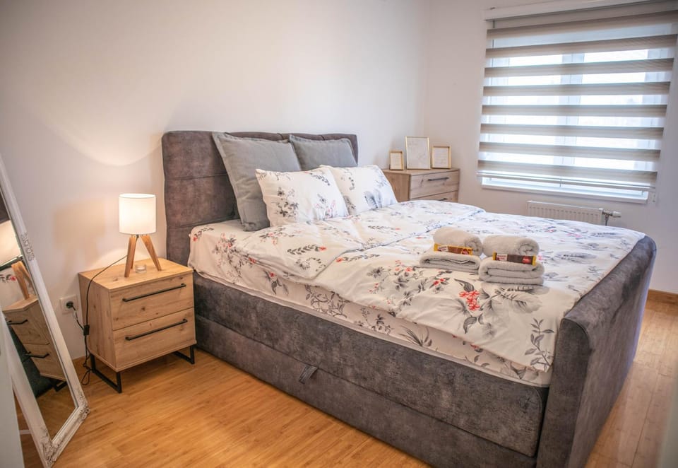 Lux Apartment Rose - Elite 74m2 Apartment in Serbia