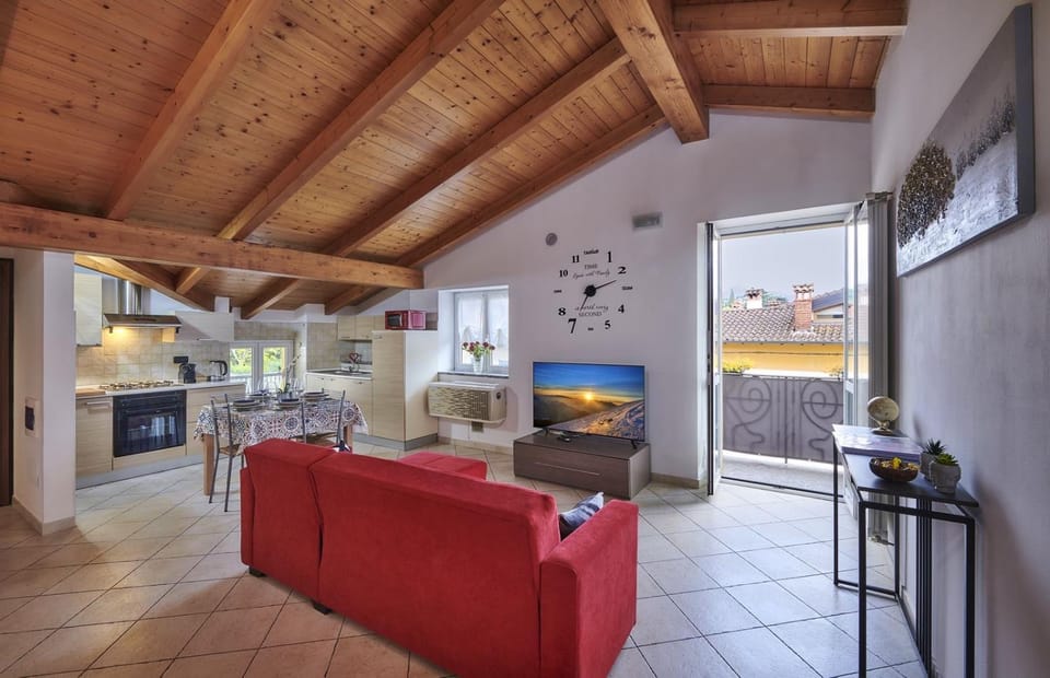 Twins attic in the center Apartment in Lierna