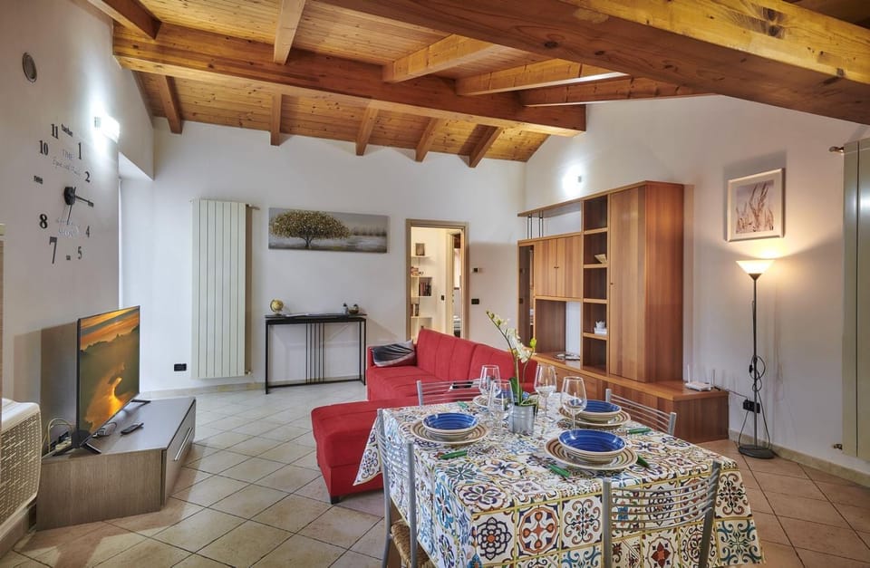 Twins attic in the center Apartment in Lierna