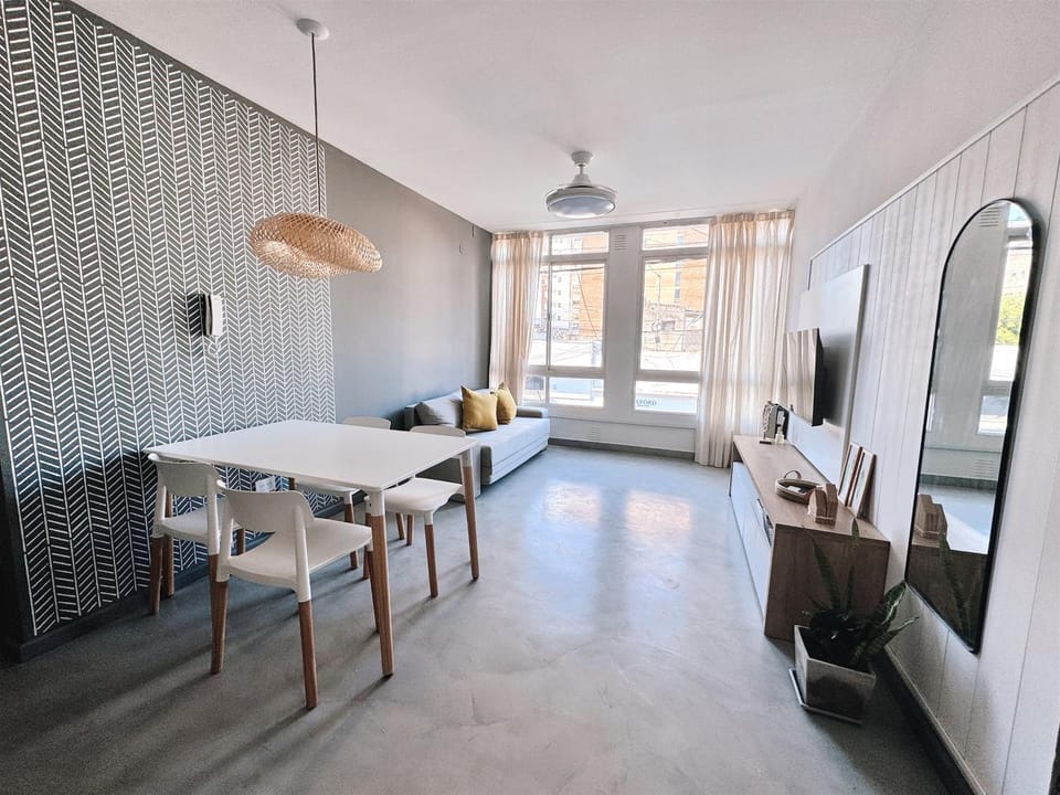 TV and multimedia, Living room, Dining area, hair dresser