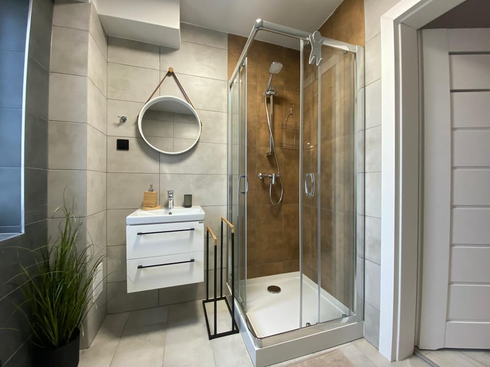 Property building, Bathroom