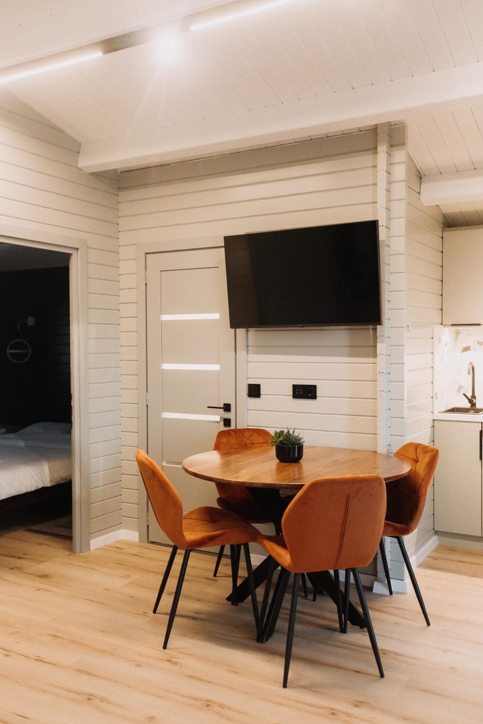 Communal lounge/ TV room, TV and multimedia, Living room