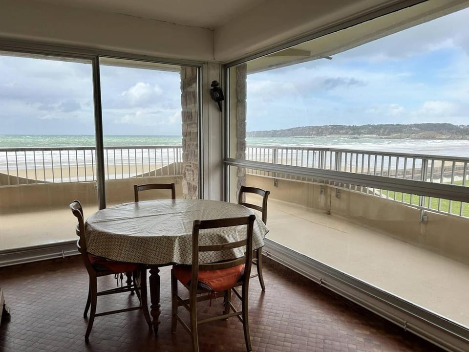 430 - Appartement T2 vue mer, depuis toutes les pièces Apartment in Brittany