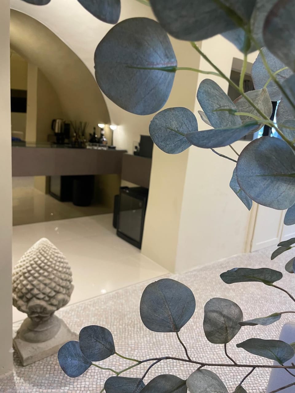 Kitchen or kitchenette, Living room, Seating area