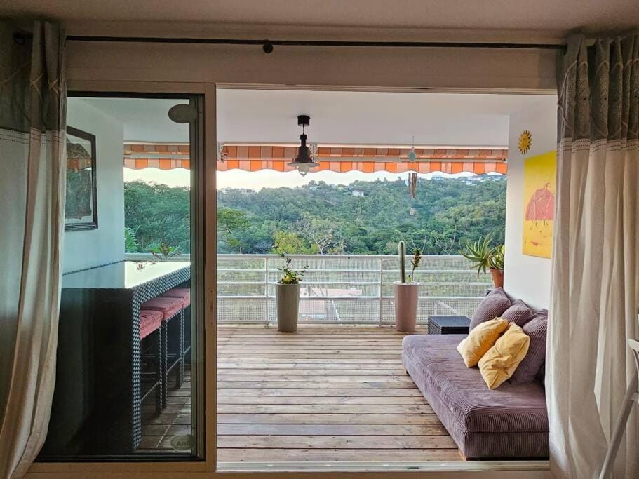 La BellaGeal - Grand F4 - Calme et Confort - Parking Apartment in Fort-de-France