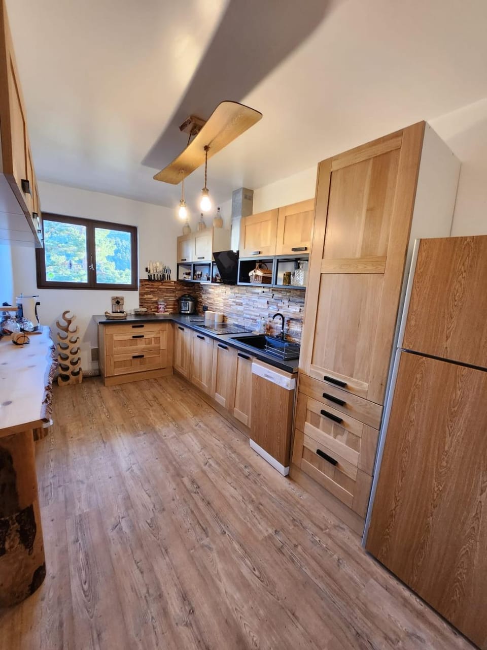Kitchen or kitchenette, Mountain view, dishwasher, minibar, pet friendly, stove
