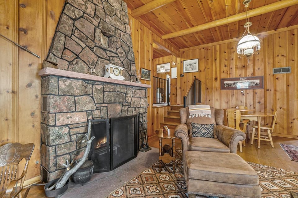 Living room, fireplace