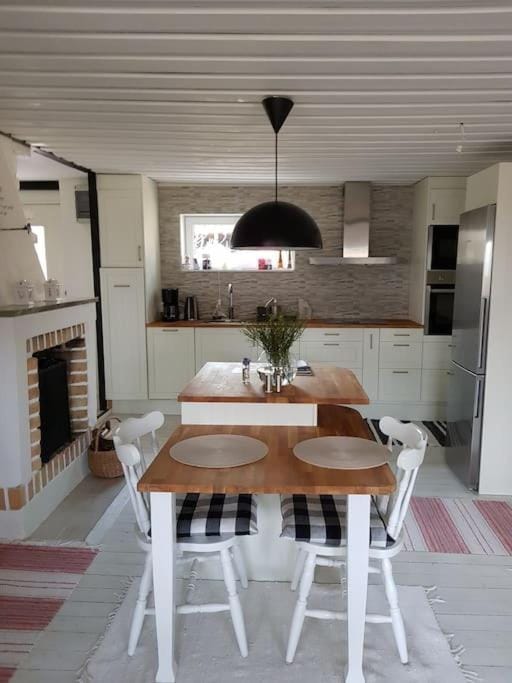 Ekbacken - naturskön stuga med närhet till havet House in Sweden