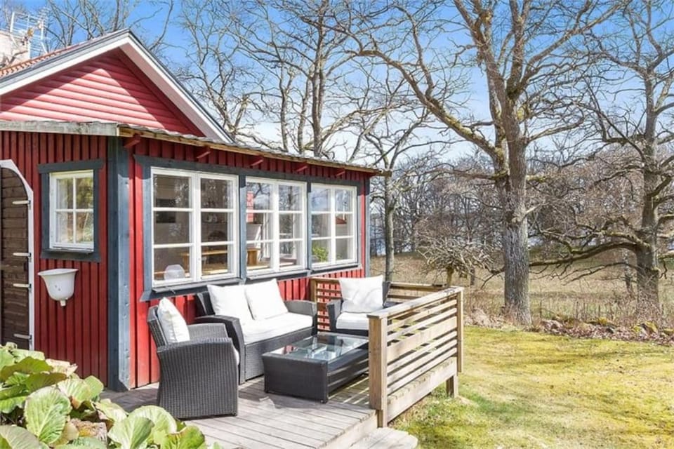 Ekbacken - naturskön stuga med närhet till havet House in Sweden