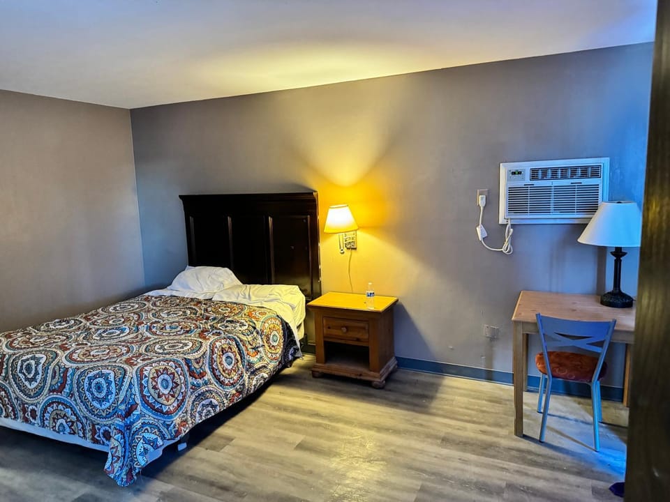 Clintonville Motel Hotel in Wisconsin