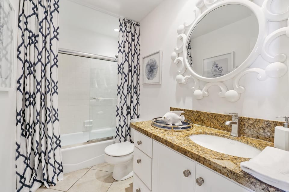 7 Bedroom Oceanfront Triplex Building House in Balboa Peninsula