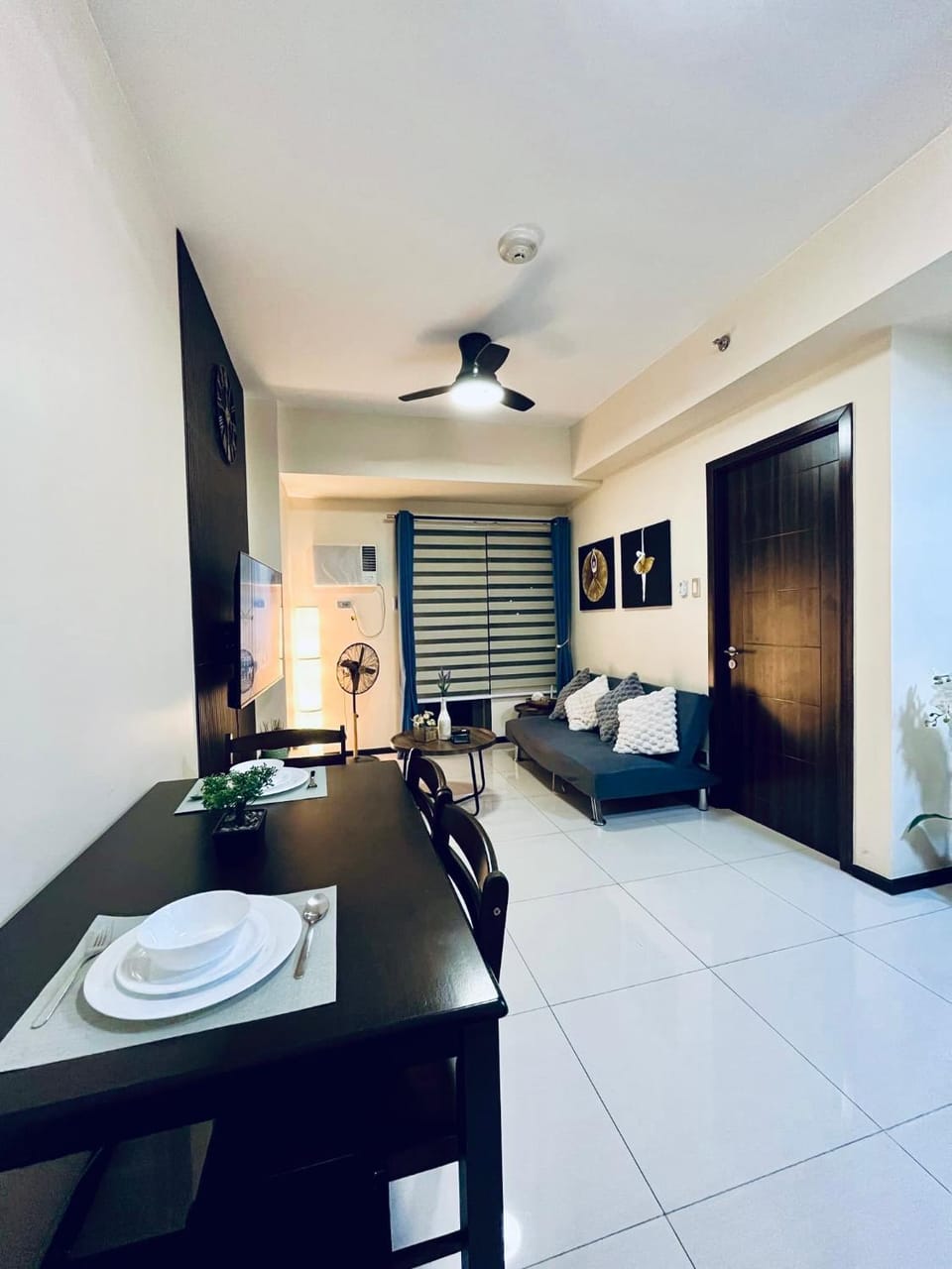 Living room, Dining area