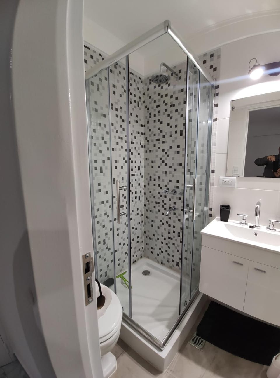 Shower, Bathroom