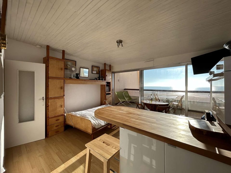 Studio 4 pers vue mer, Saint-Jean-de-Monts - FR-1-224C-286 Apartment in Saint-Jean-de-Monts