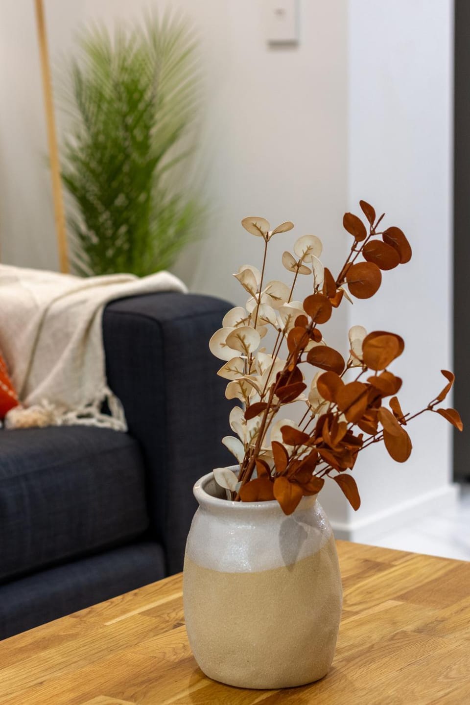 Living room, Decorative detail, Seating area