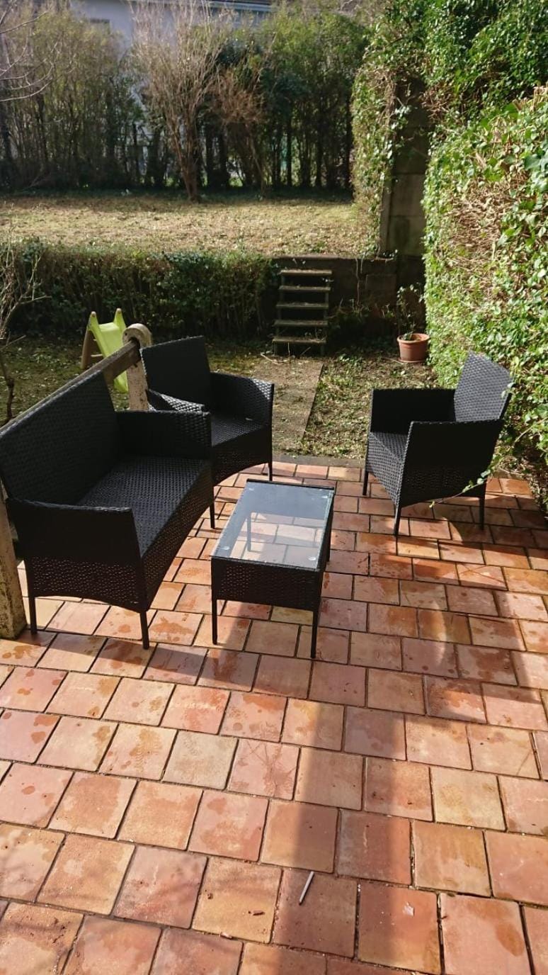 Spa , jardin 250m2 et appartement cosy de 60 m2 au centre Apartment in Hauts-de-France