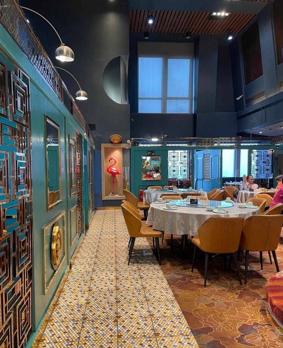 Restaurant/places to eat, Restaurant/places to eat, Banquet/Function facilities