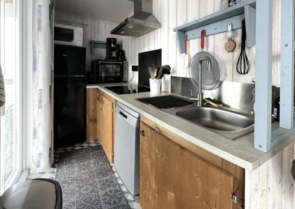 Mobilhome tout confort Campground/ 
RV Resort in Gujan-Mestras