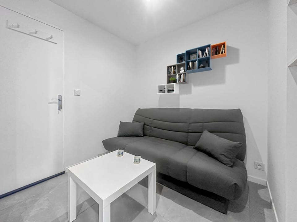 Le Petit Torcieu Apartment in Auvergne-Rhône-Alpes