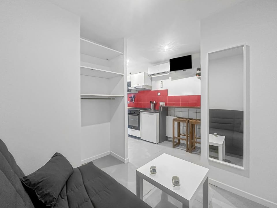 Le Petit Torcieu Apartment in Auvergne-Rhône-Alpes