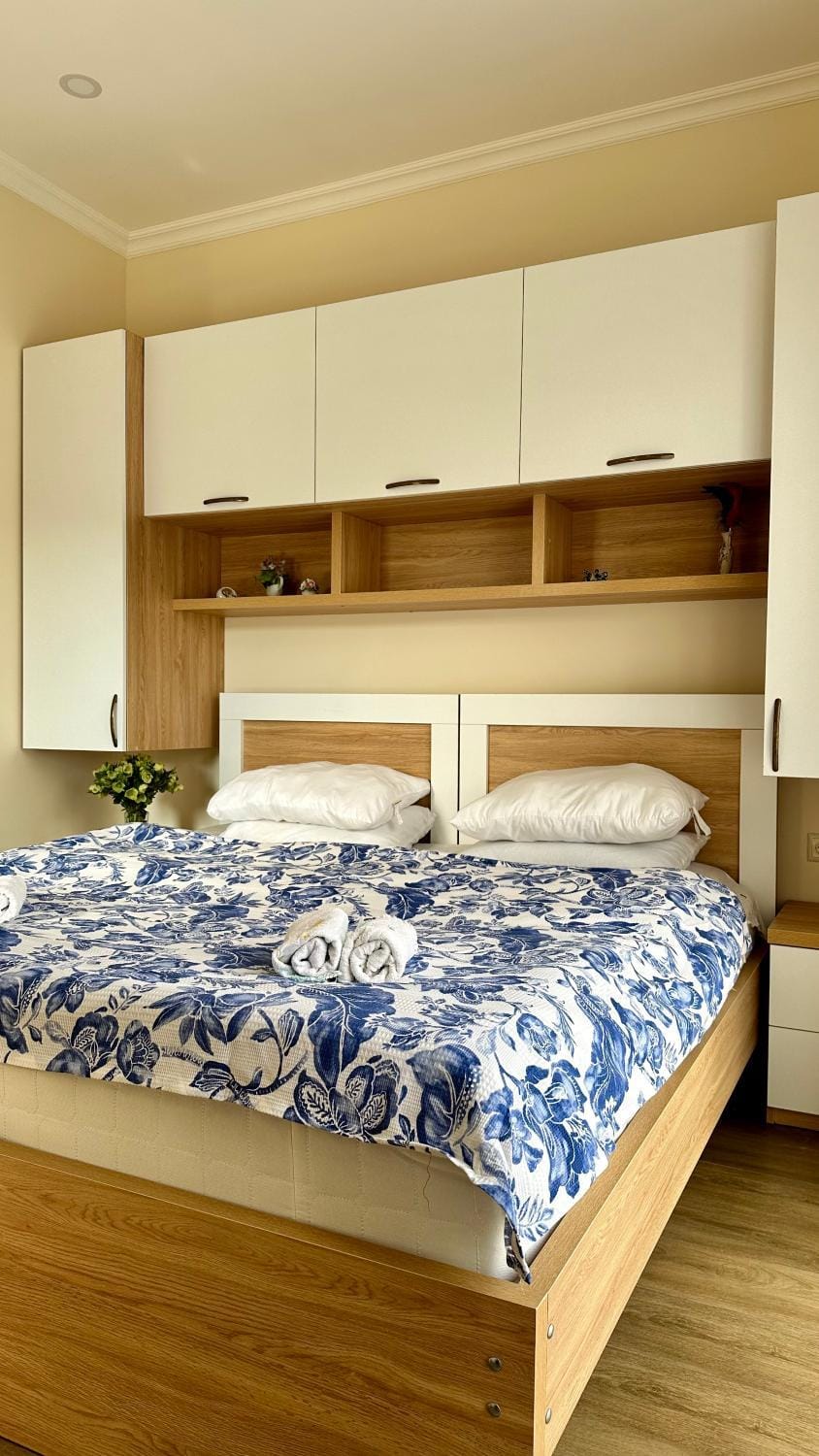 Bed, Photo of the whole room, Bedroom, wardrobe