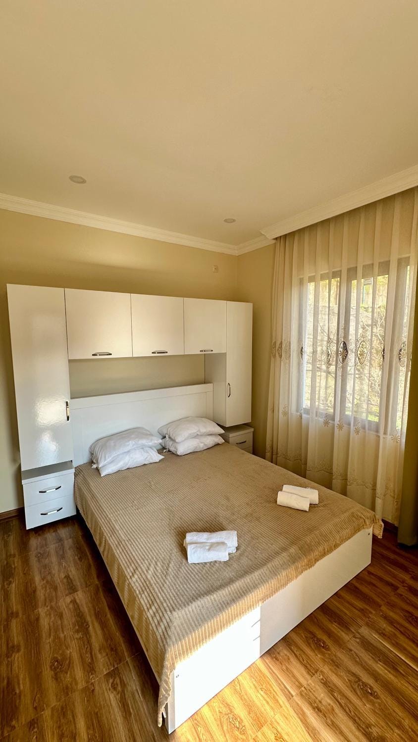 Bed, Photo of the whole room, Bedroom, wardrobe