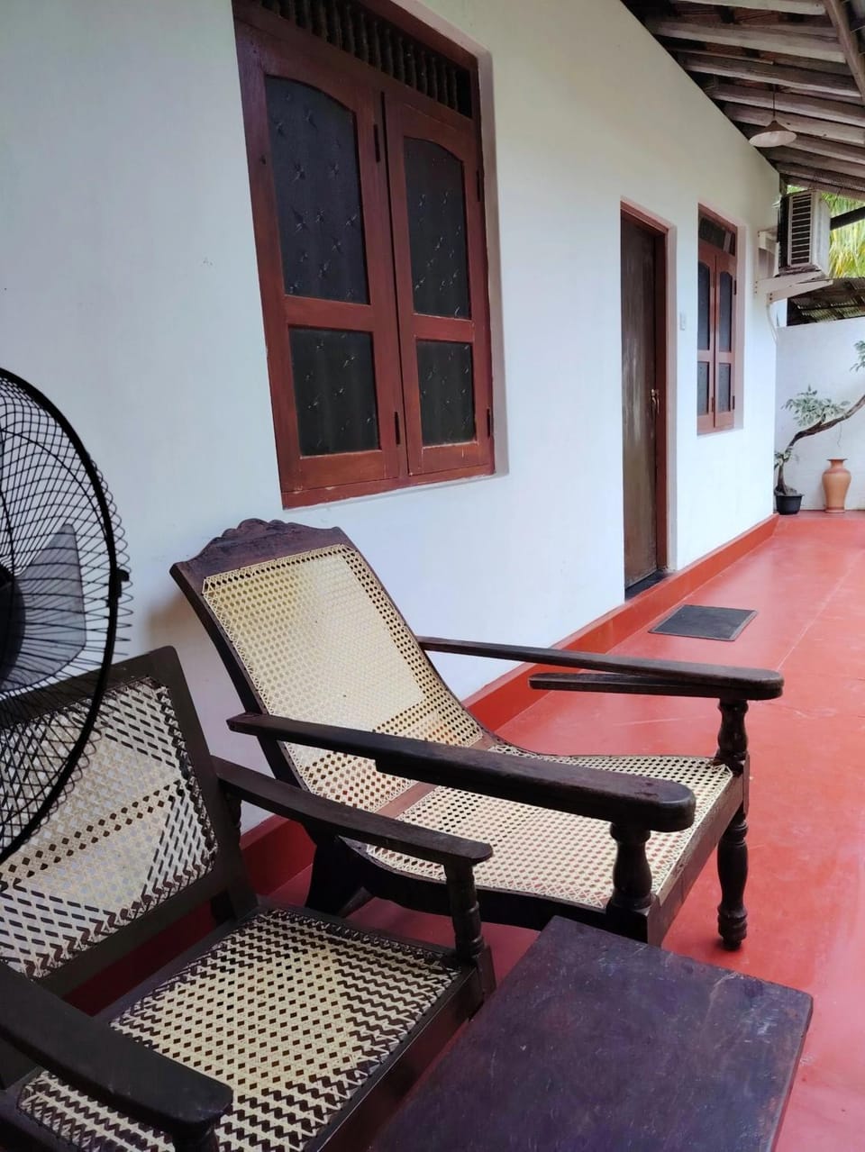 Kouzi House Vacation rental in Ahangama