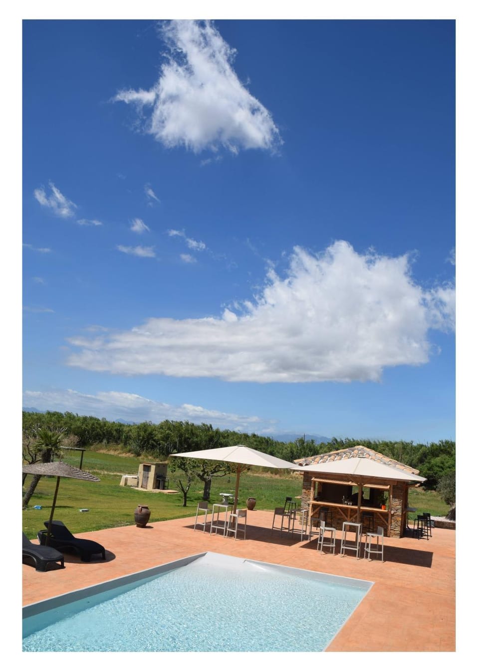 Natural landscape, Lounge or bar