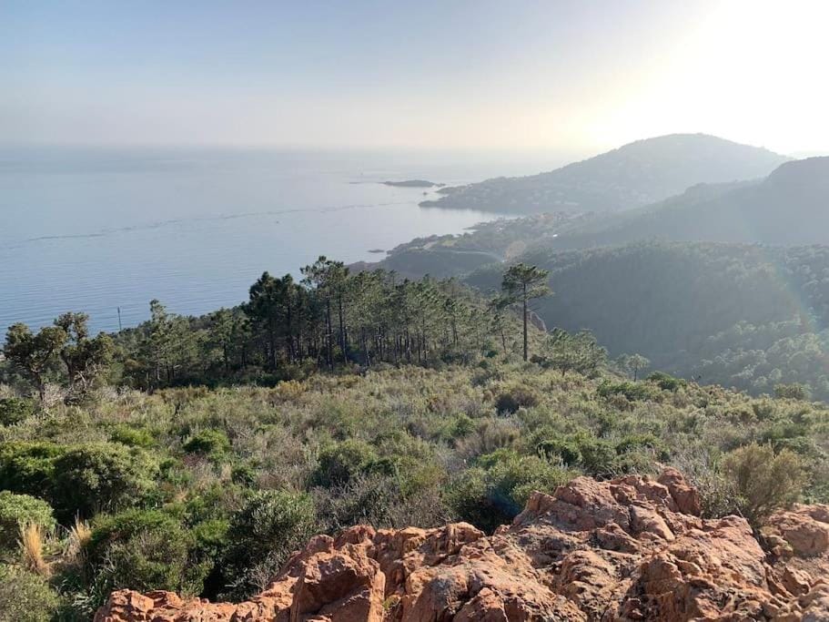 Nearby landmark, Natural landscape, Sea view