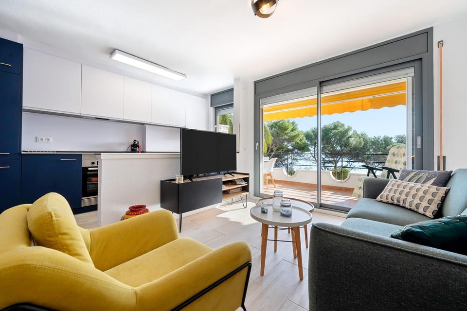 Property building, Living room