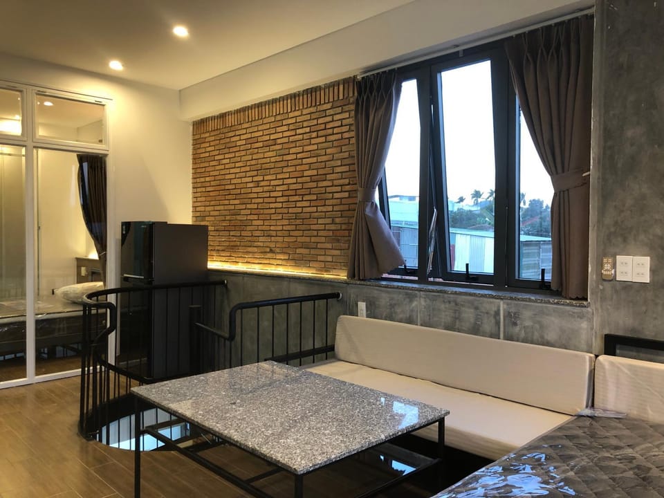 Bed, Photo of the whole room, Dining area, Bedroom