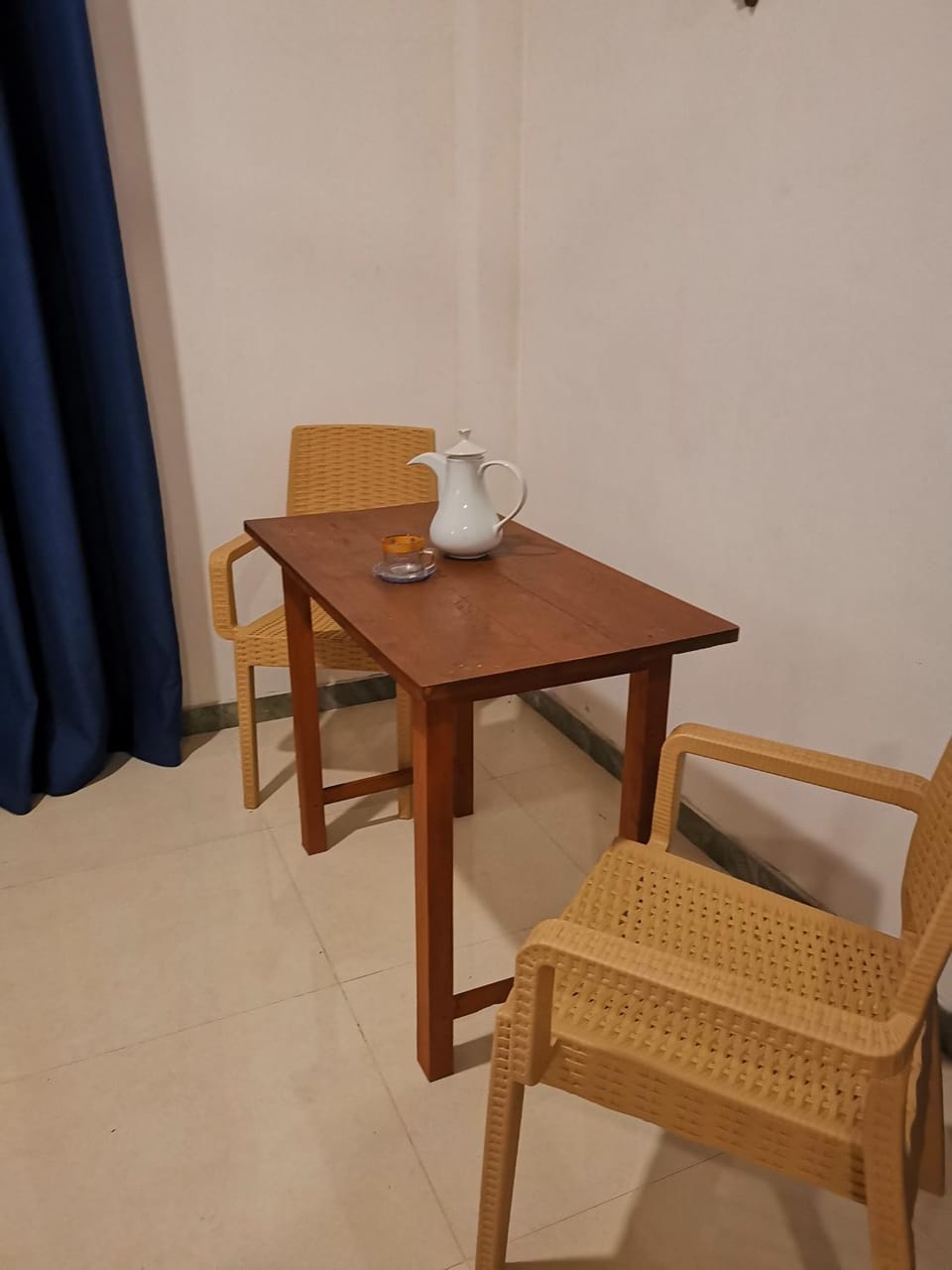 Coffee/tea facilities, Seating area