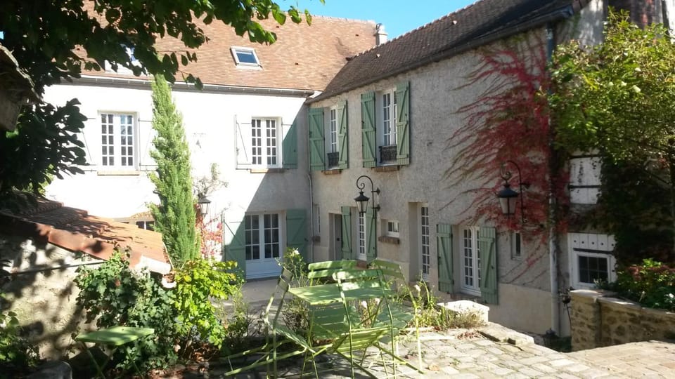 Maison d'hôtes La Source Bed and Breakfast in Île-de-France