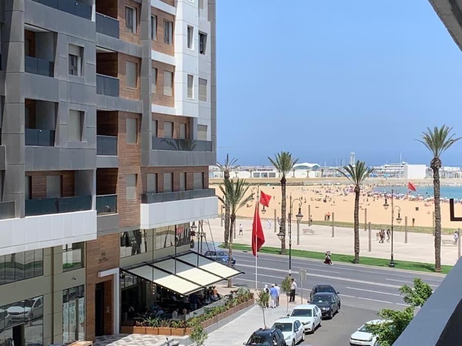 Neighbourhood, Beach, Sea view, Street view
