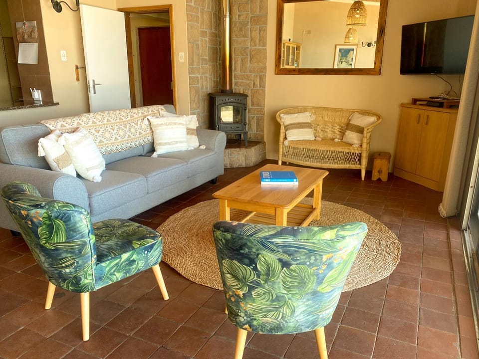 Living room, fireplace, fireplace