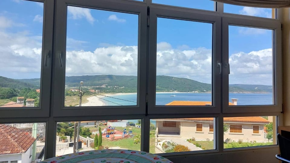 Day, Natural landscape, View (from property/room), Living room, Beach, Mountain view, Sea view