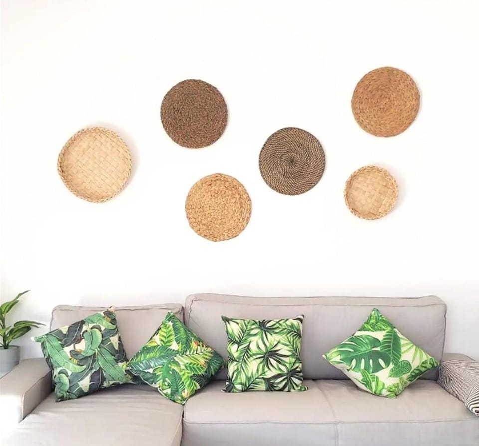 Living room, Decorative detail, Seating area