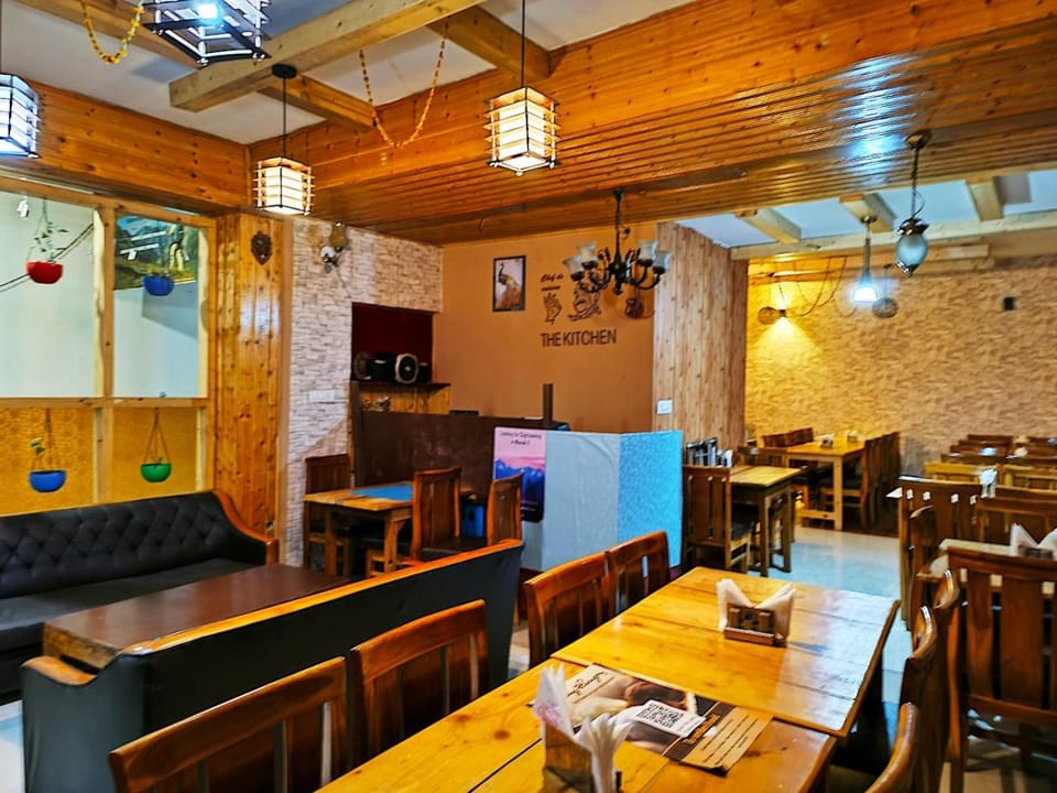 Restaurant/places to eat