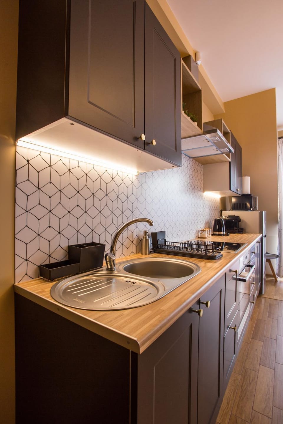 Kitchen or kitchenette, stove