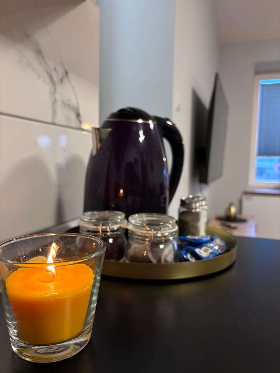 Coffee/tea facilities, Kitchen or kitchenette, Food and drinks, Food