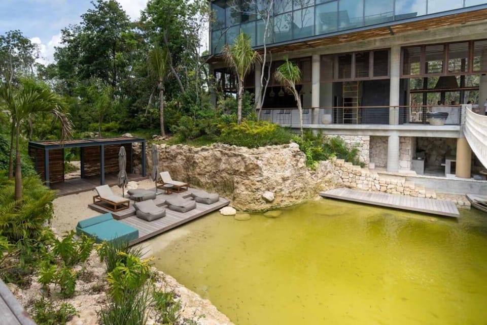 Property building, Garden view