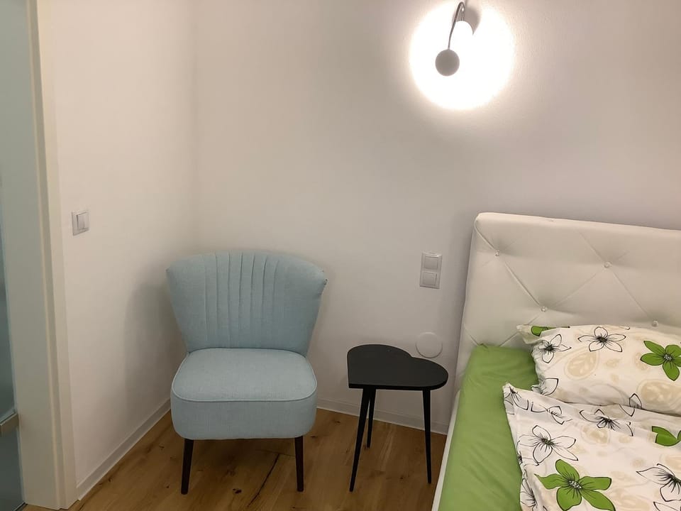 Seating area, Bedroom