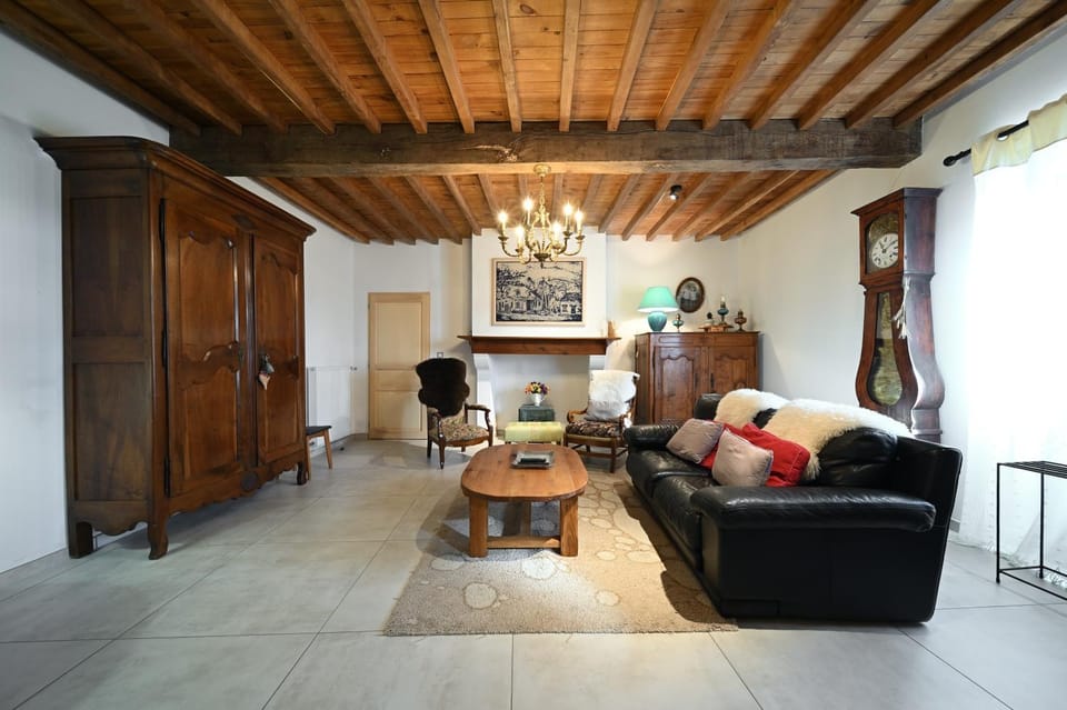 Property building, Living room