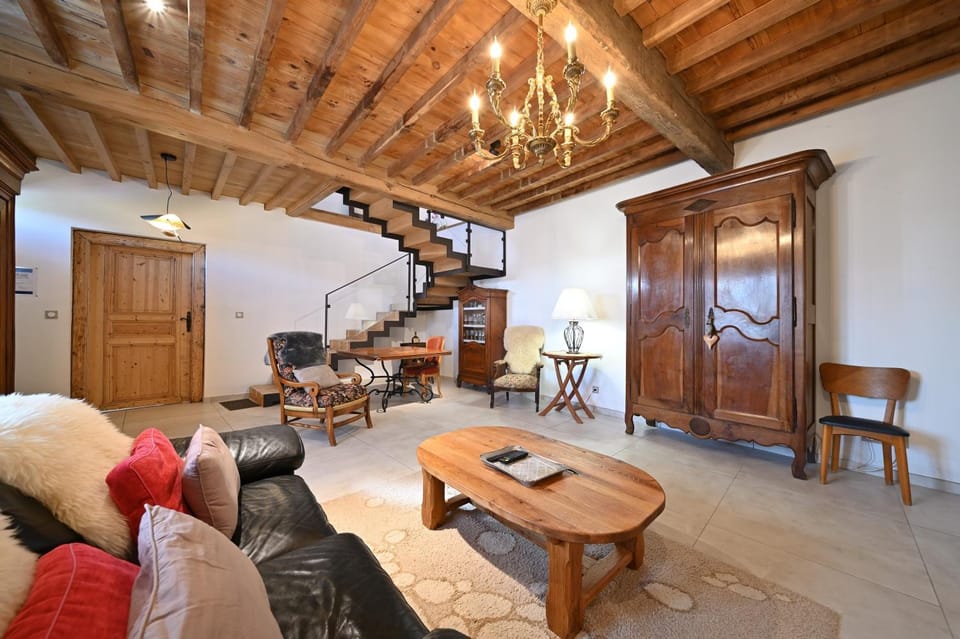 Property building, Living room