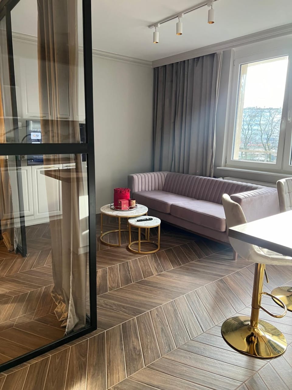 Living room, Photo of the whole room, Seating area